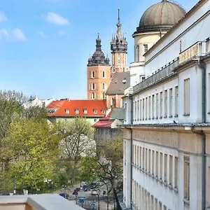 rezervați aici